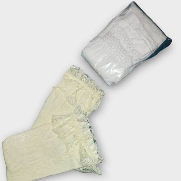 Womens Socks (7) OS Ankle Ruffle Black Sheer Floral Coquette Whimsicore Princess - Picture 3 of 5